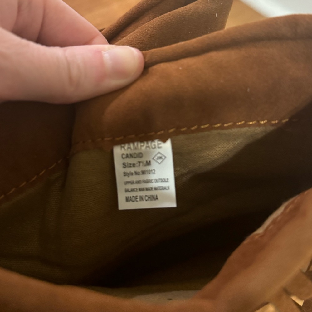 Rampage size 7.5 fringe boots